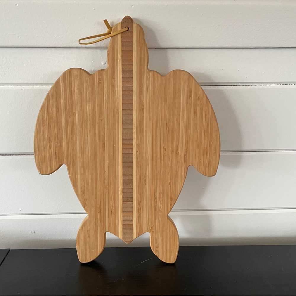 $15 SALE Totally Bamboo Charcuterie Snacking Cutting Board Sea Turtle Decor